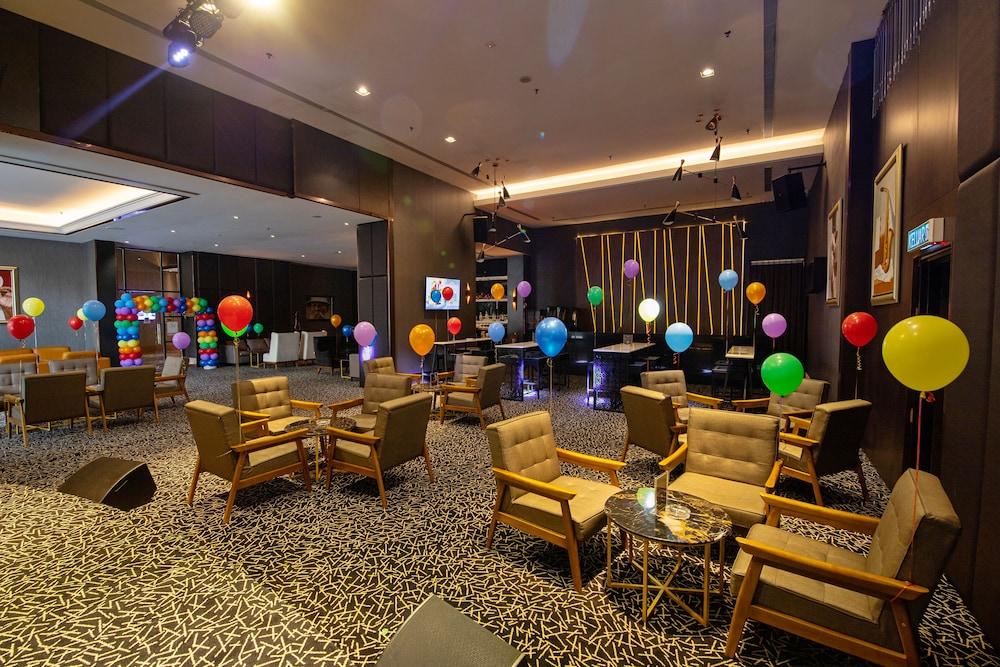 Geno Hotel Shah Alam Exterior foto